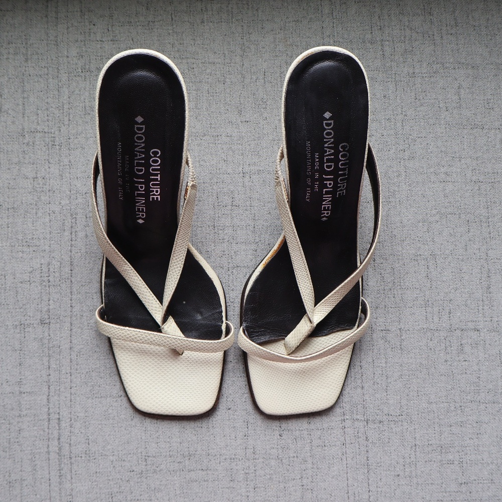Donald J Pliner Couture Couture Strappy Heels Womens 7M Beige Vintage Y2K